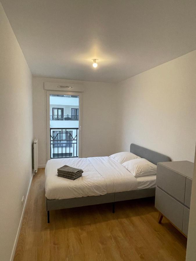 Appartement Saint Ouen Proche Stade De France ภายนอก รูปภาพ